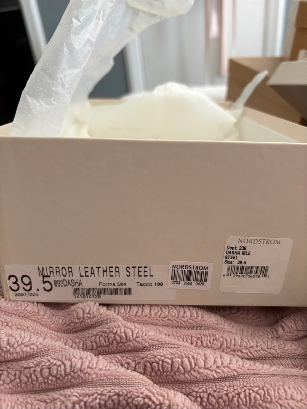 Jimmy CHOO DASHA MIRROR
STEEL DASHA size 39.5 heels 4β. - Picture 4 of 12
